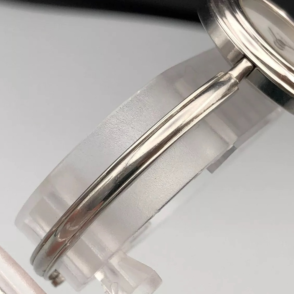 GUCCI Luxury Statement Watch Stunning ๐ - Picture 5 of 9
